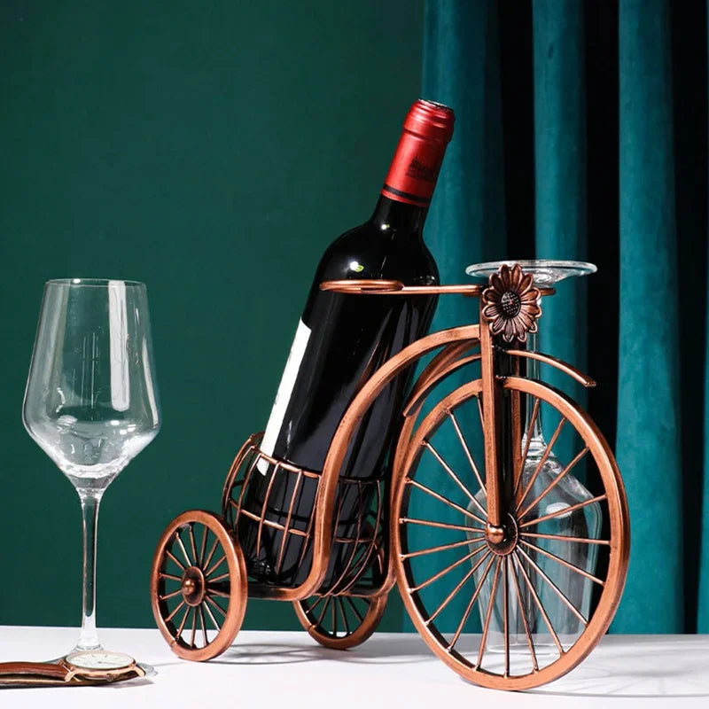 PedalPress - Vino Vintage Supporto con Bicicletta a Tre Ruote e Portabicchieri