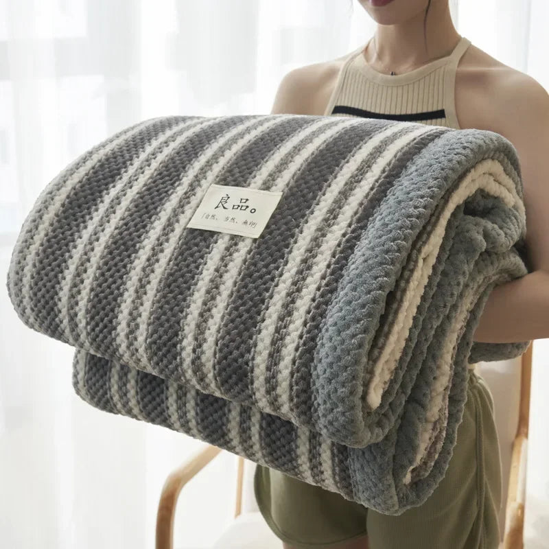 Coperta a Righe – Plaid Morbido per Divano e Letto con Motivo a Quadri Classico