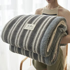 Coperta a Righe – Plaid Morbido per Divano e Letto con Motivo a Quadri Classico