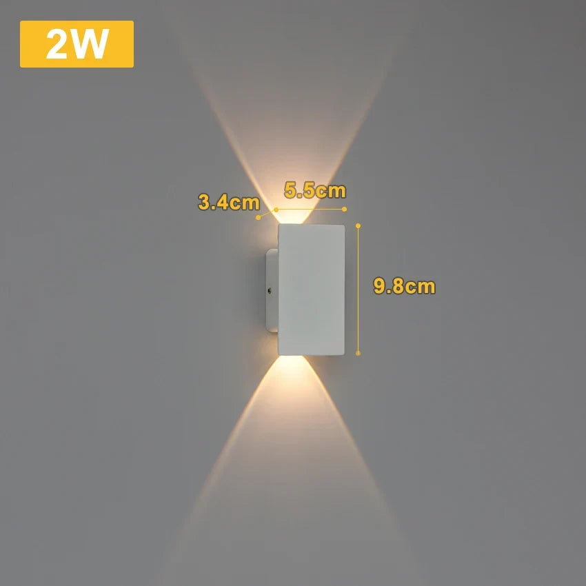 LumaShield Duo – Lampada da Parete LED Nera & Bianca