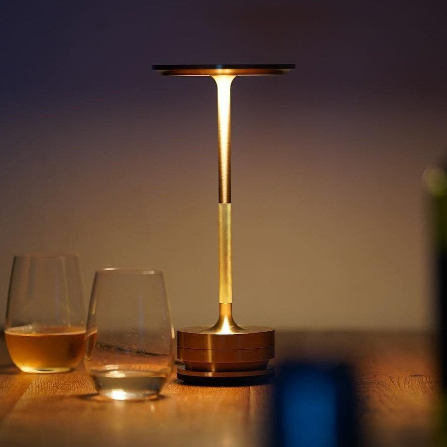 Luminous | Elegante lampada da tavolo