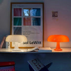 Lampada da tavolo a forma di fungo in stile scandinavo