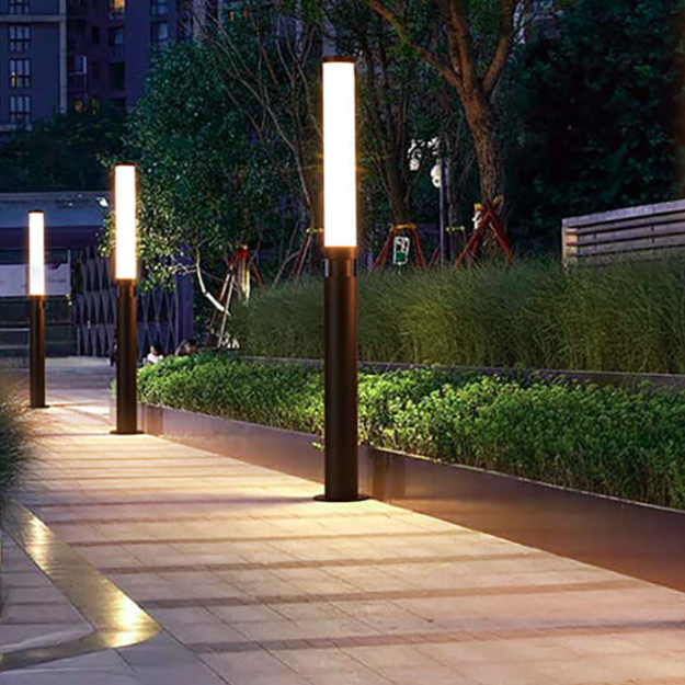 Design di Lampada da Terra LED Moderna Minimalista in Acrilico e Alluminio per Esterni