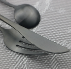 Set di Posate Minimalista – Set in Acciaio Inossidabile da 36 Pezzi per Ogni Occasione