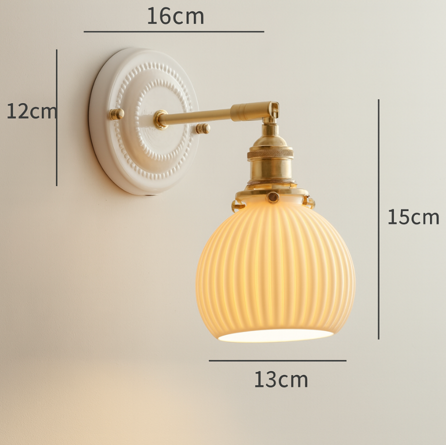 Applique da parete vintage in ceramica giapponese con ottone a 1 luce