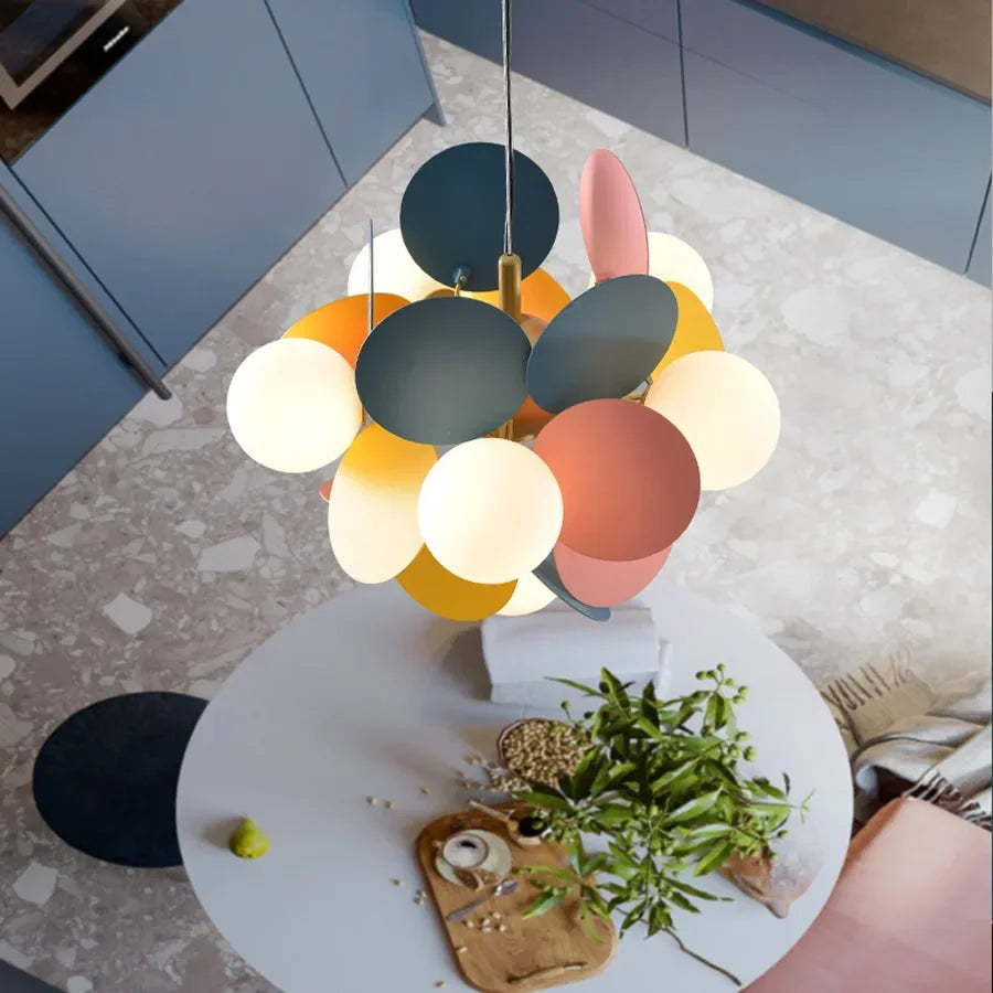 NatureGlow Lampadario a Rami Colorati