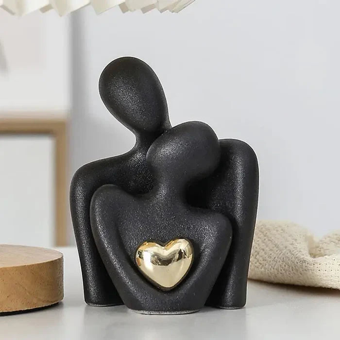 EmbraceSoul – Figura che simboleggia amore e connessione