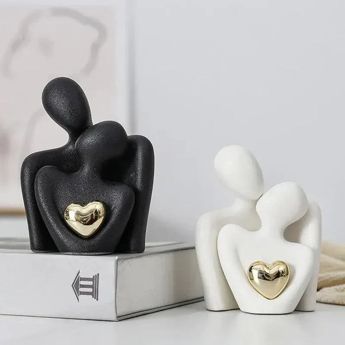 EmbraceSoul – Figura che simboleggia amore e connessione