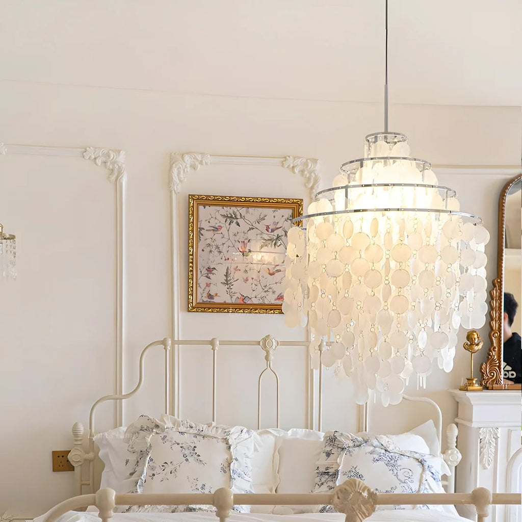 Lampadario Moderno a Forma di Conchiglia