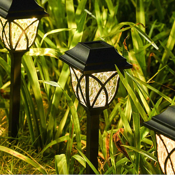 Lampada solare da esterno con charme naturale