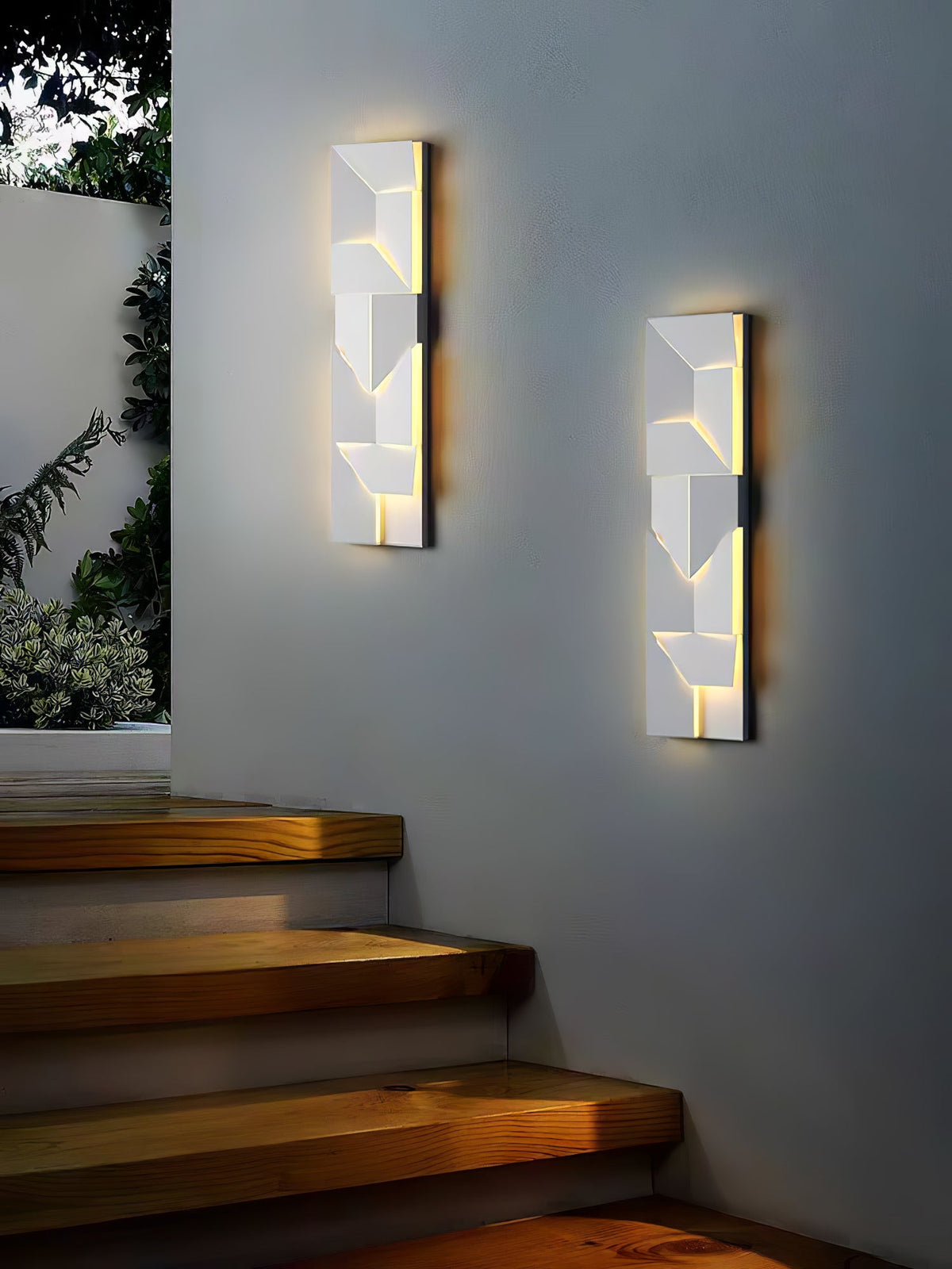 Applique Grand Sconce Shadows