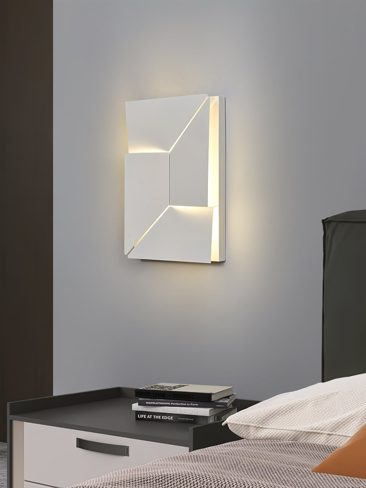 Applique Grand Sconce Shadows