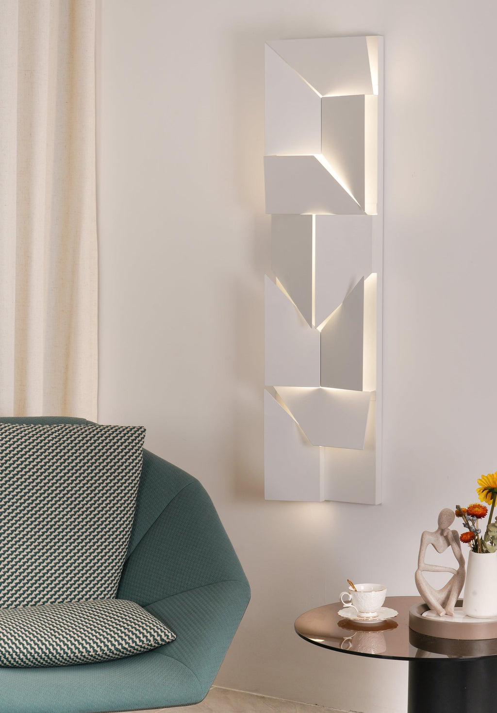 Applique Grand Sconce Shadows