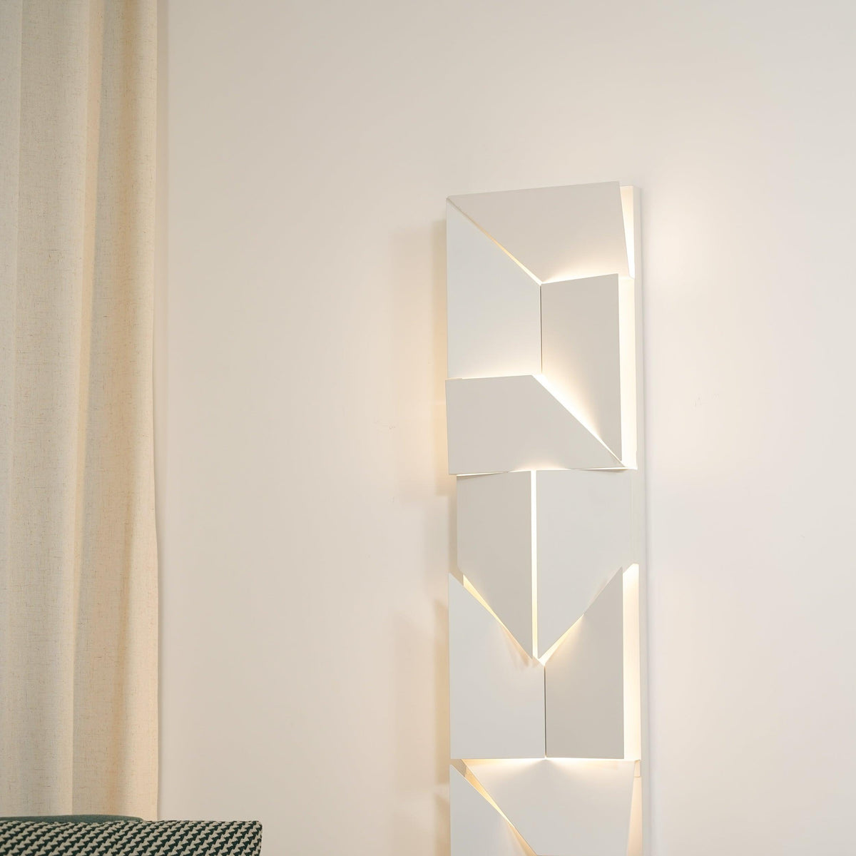 Applique Grand Sconce Shadows