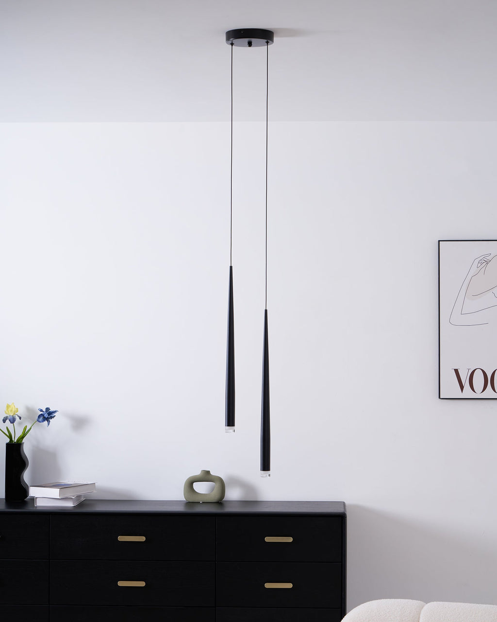 Lampadario a cono sottile