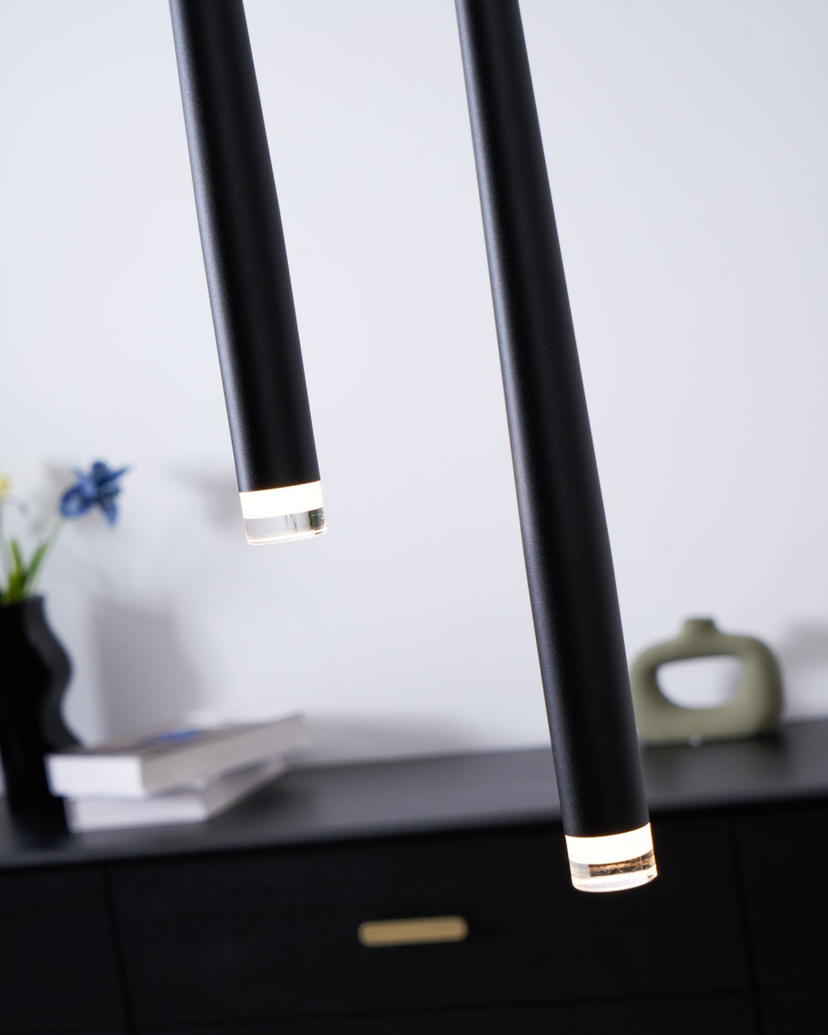 Lampadario a cono sottile