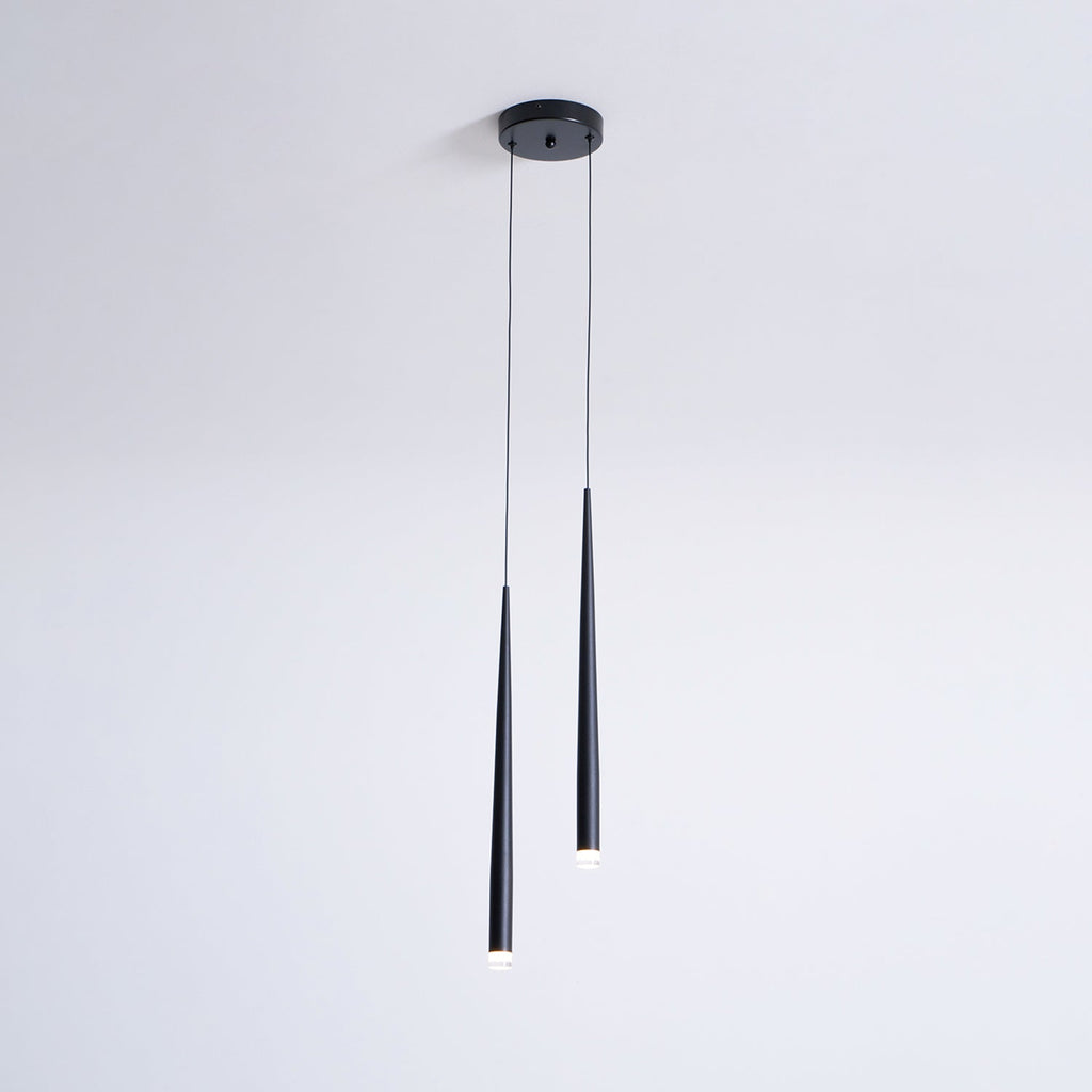 Lampadario a cono sottile