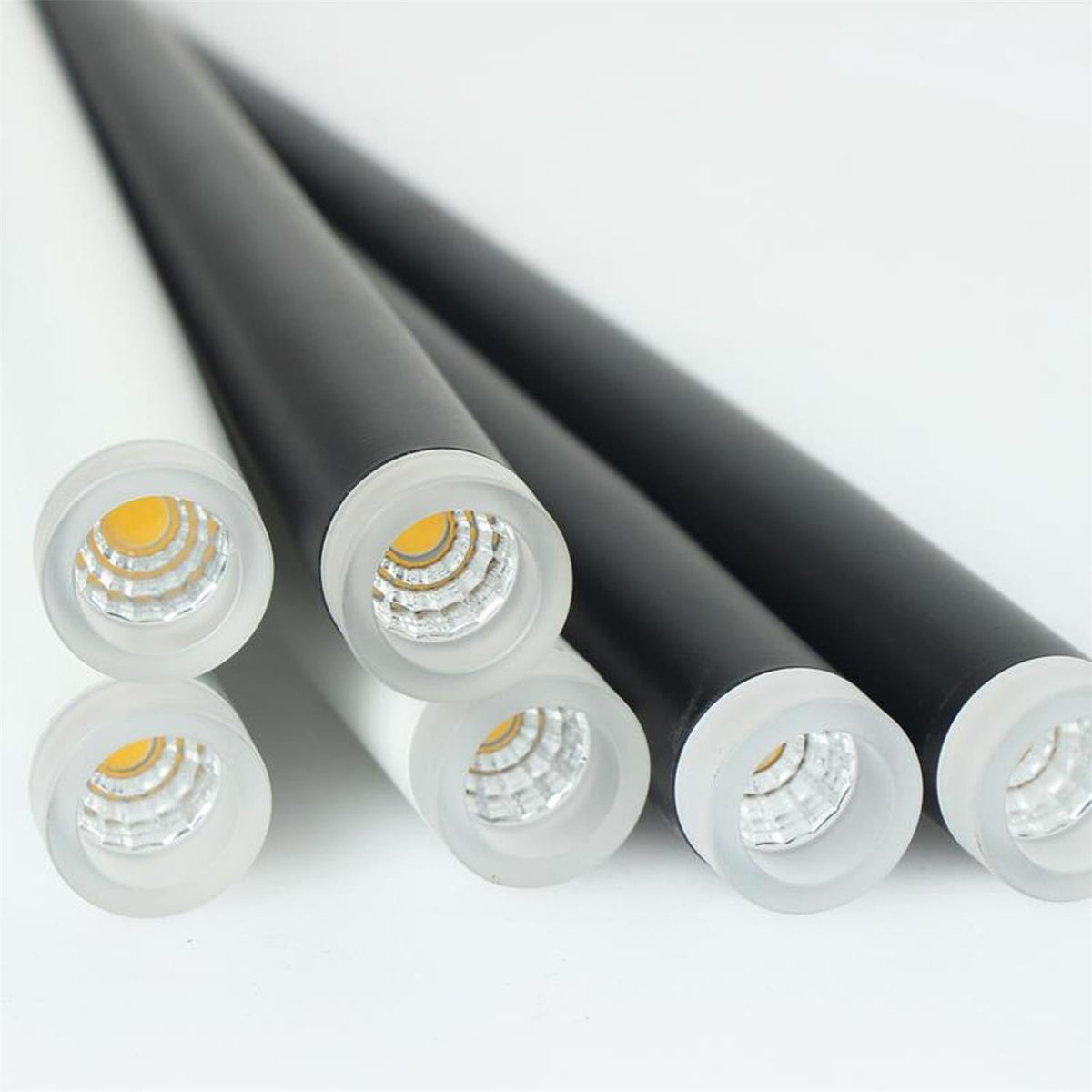 Lampadario a cono sottile
