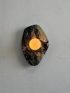 Lampada da parete in marmo testurizzato