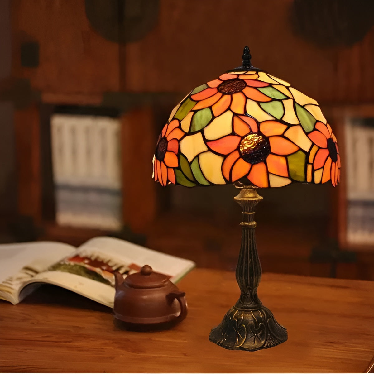 Lampada da tavolo barocca – Artigianale con vetro colorato | Illuminazione decorativa per la tua casa e il tuo ufficio