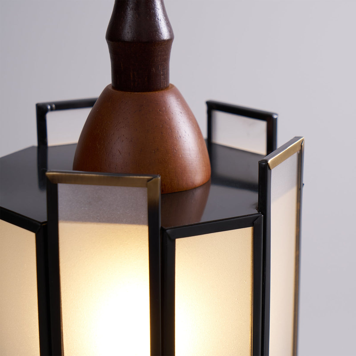 Lampada a sospensione in vetro colorato Tiffany