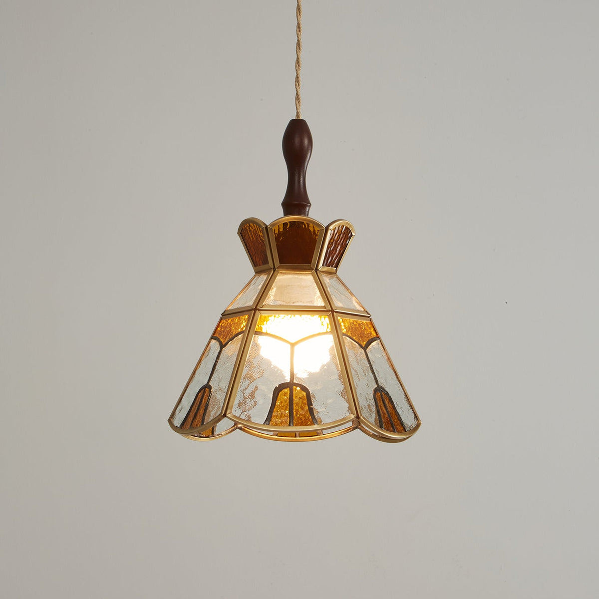 Lampada a sospensione in vetro colorato Tiffany