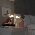 Lampada da tavolo – Resina e vetro – Colorata – 32 cm – Giocosa per camerette e spazi abitativi moderni