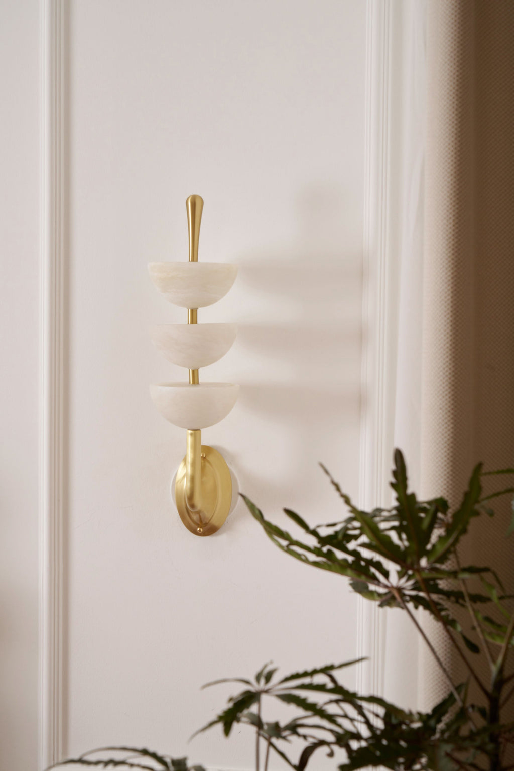 Lampada da Parete Tripla in Alabastro