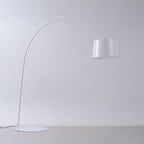 Lampada da Terra Willow Arc