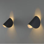 Lampada da Parete Curva in Metallo Rotabile Moderna