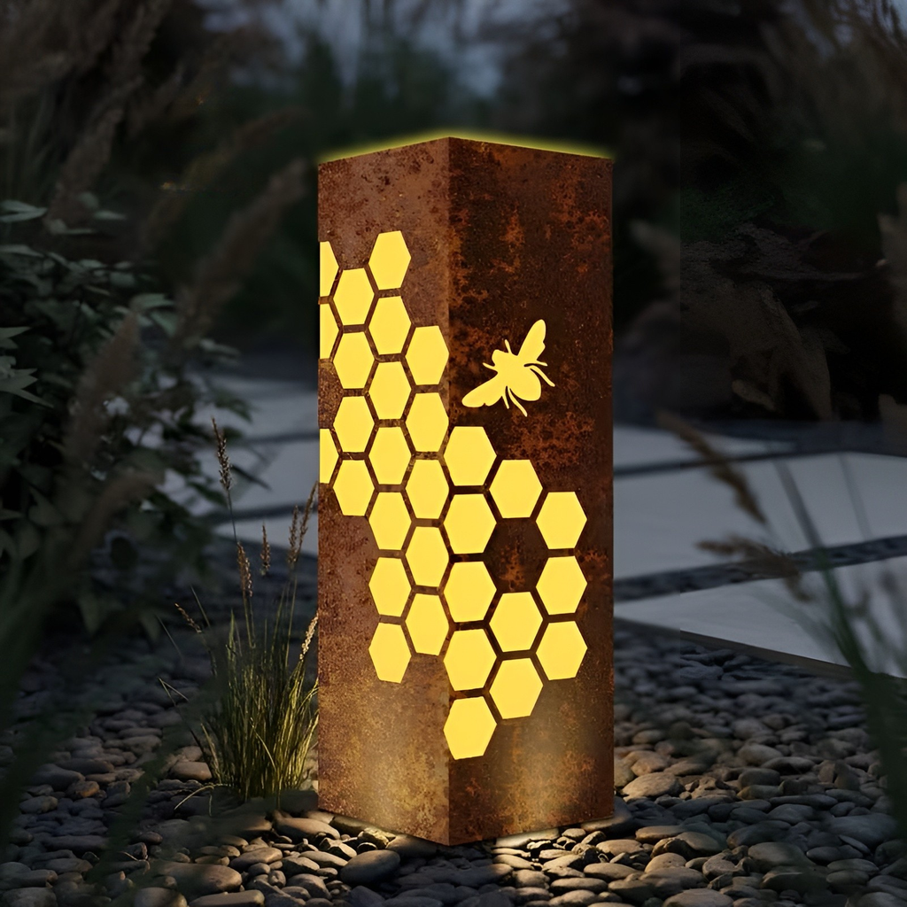 Lanterna da Giardino 3D con Design a Nido d'Api – Lampada Decorativa in Metallo in Stile Ruggine | Perfetta per Giardini, Terrazze e Aiuole