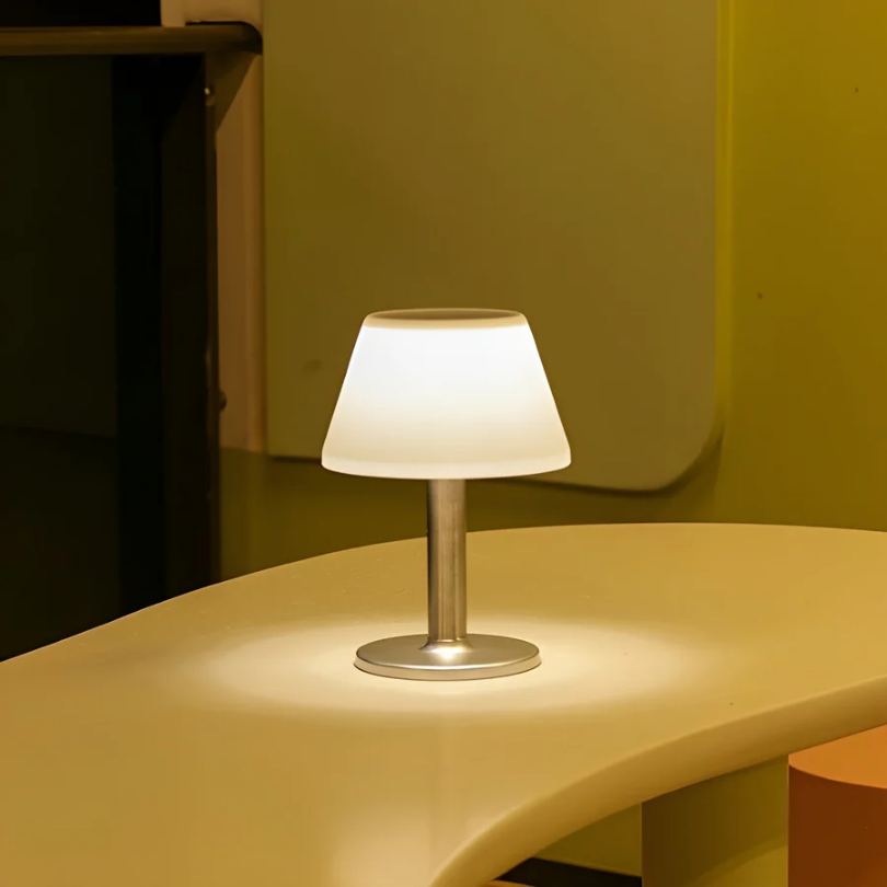 Solarluxe | Lampada da Tavolo Solare Elegante