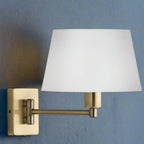 Lampada da Parete a Braccio Singolo in Ottone Antico Armada