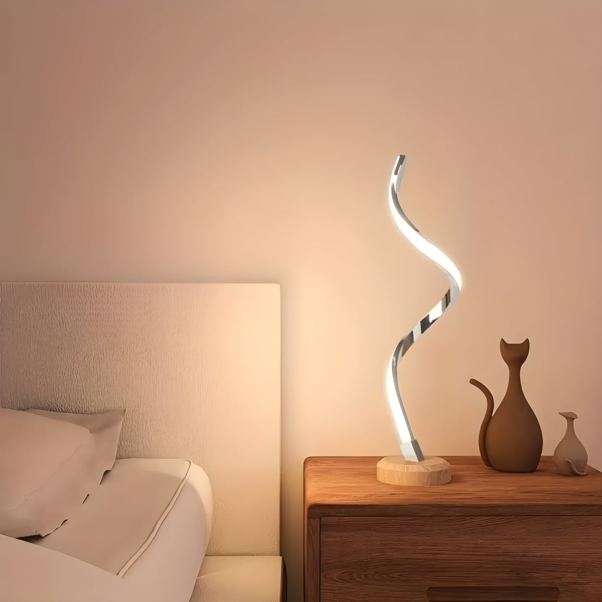 RusticGlow Lampada – Moderna Lampada da Tavolo LED in Legno