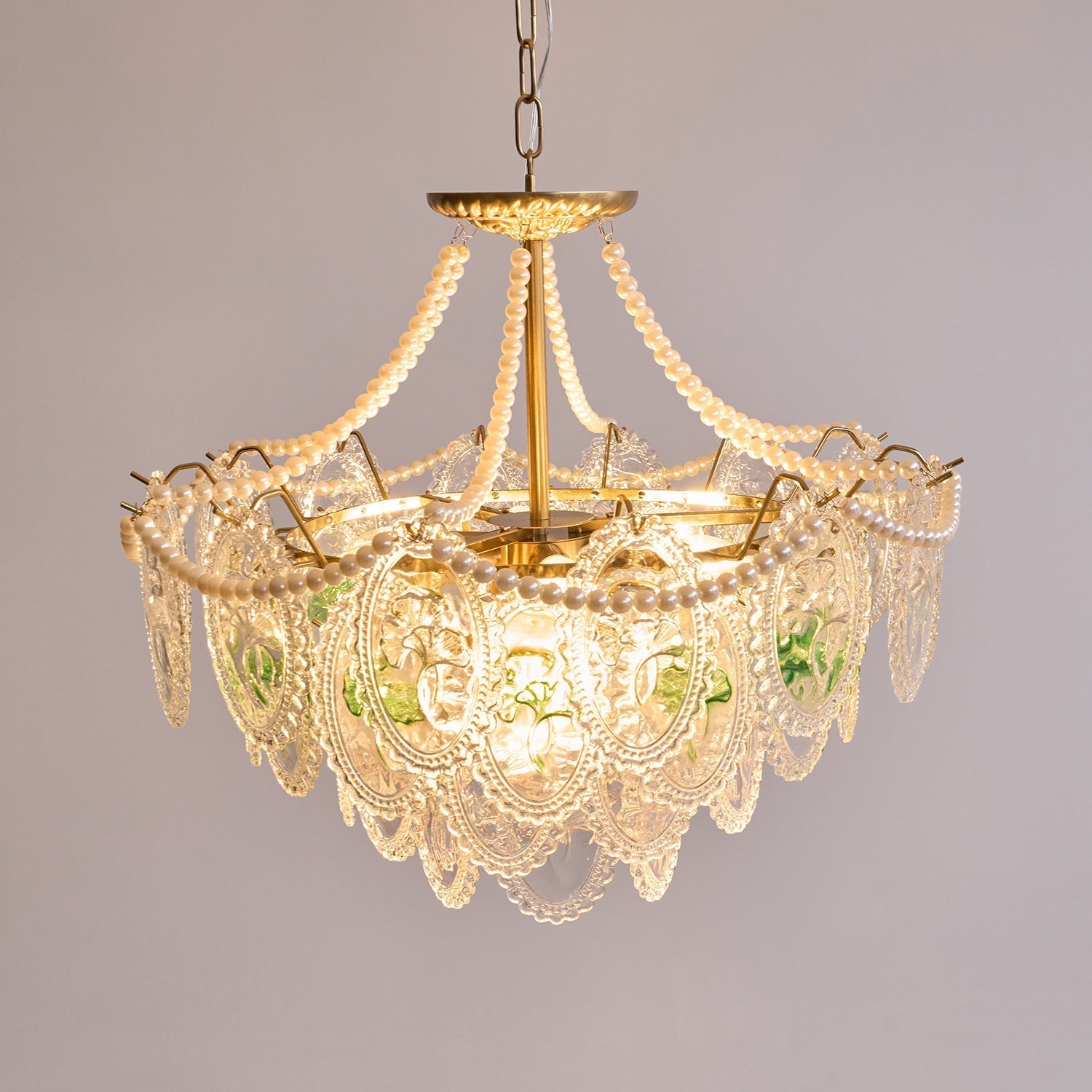 Lampadario Havin con perle lucenti