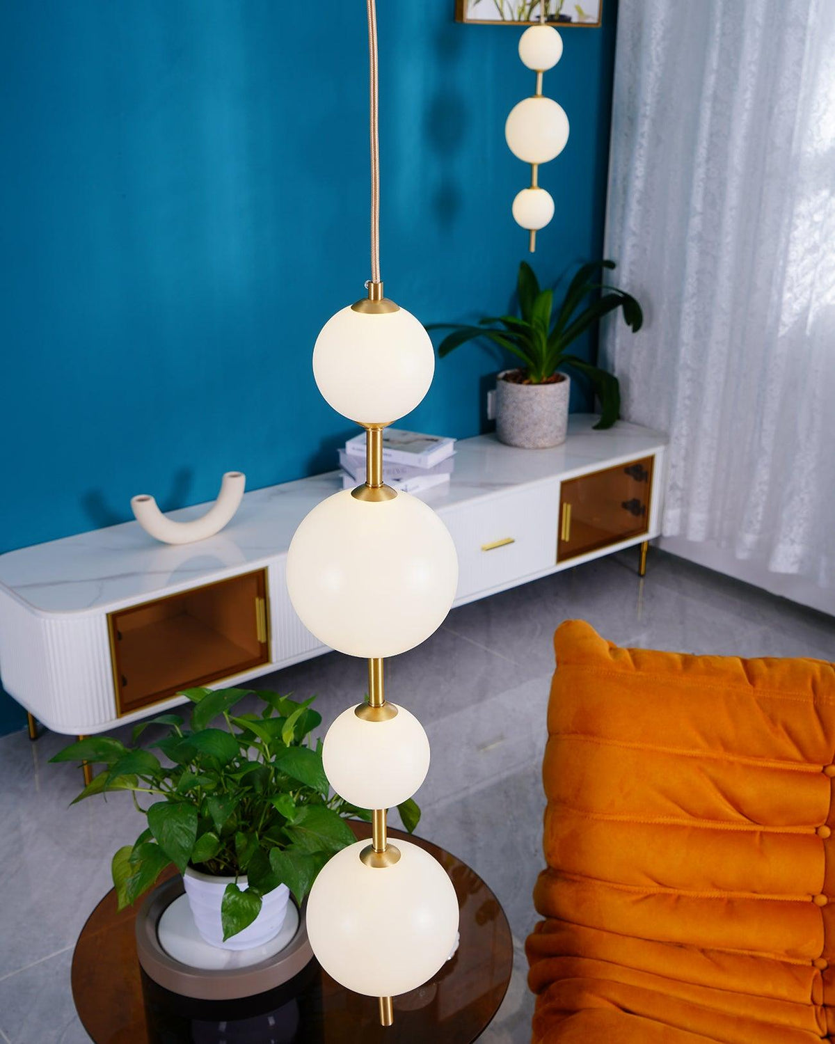 Lampada a sospensione Globo Verticale