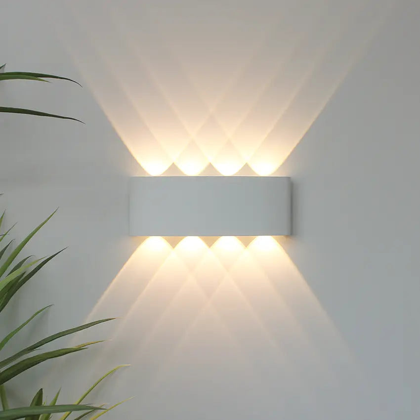 Lampada a muro – LED – Nera – Design moderno – Interno/Esterno – Resistente alle intemperie, Efficiente dal punto di vista energetico