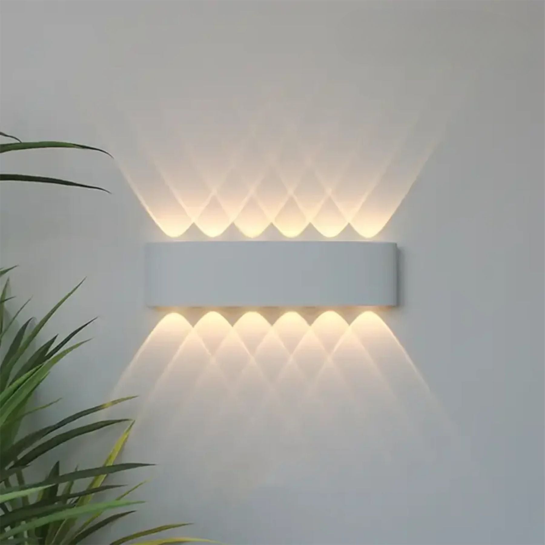 Lampada a muro – LED – Nera – Design moderno – Interno/Esterno – Resistente alle intemperie, Efficiente dal punto di vista energetico