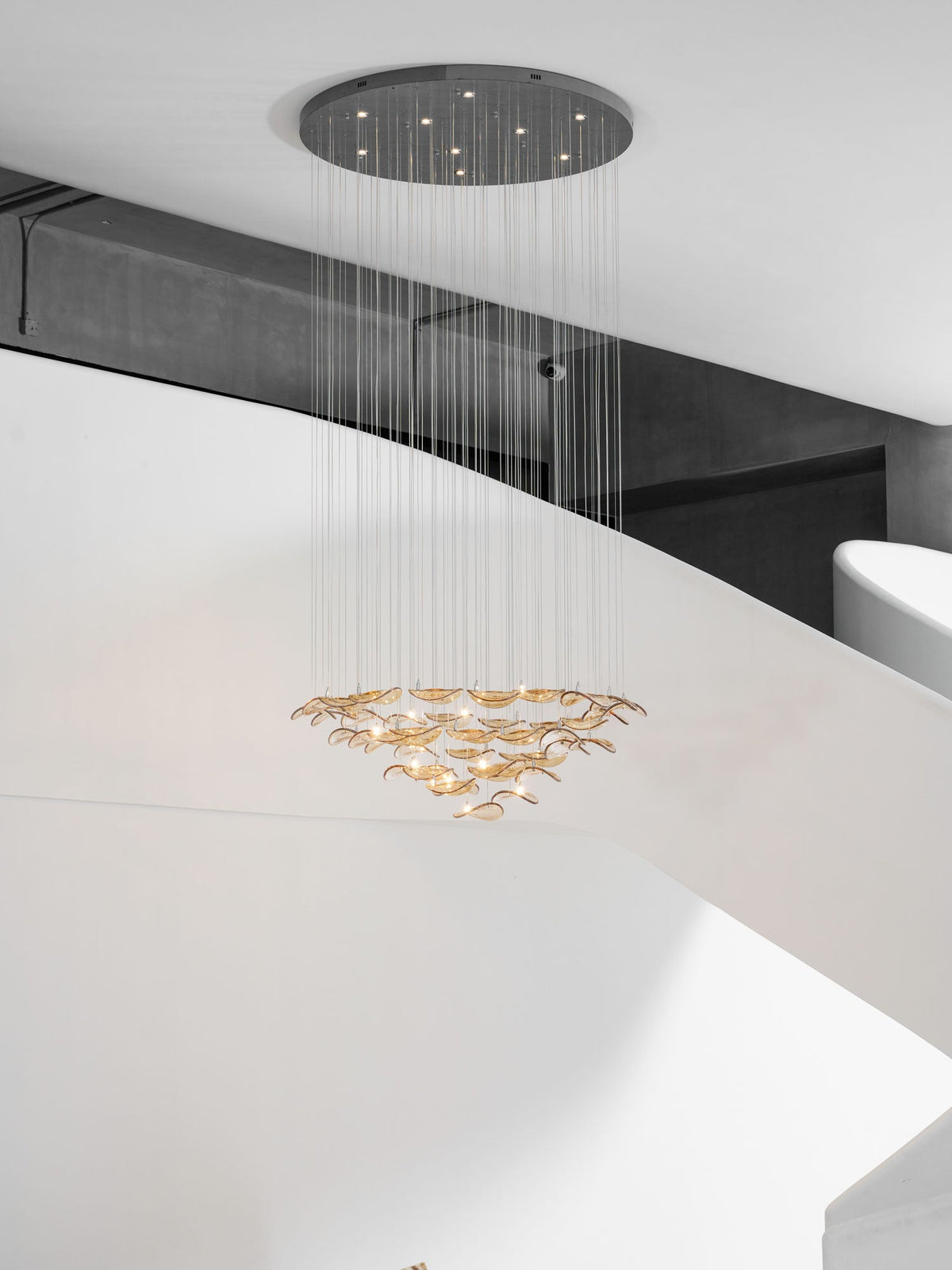 Lampadario a Foglia Fluttuante Wave