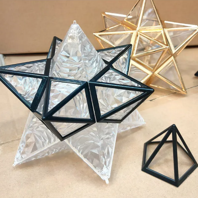 Lampada da soffitto a forma di stella fantasiosa