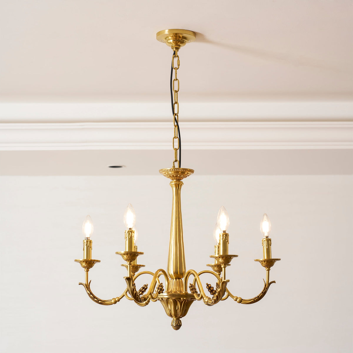 Candelabro in Ottone Winchester