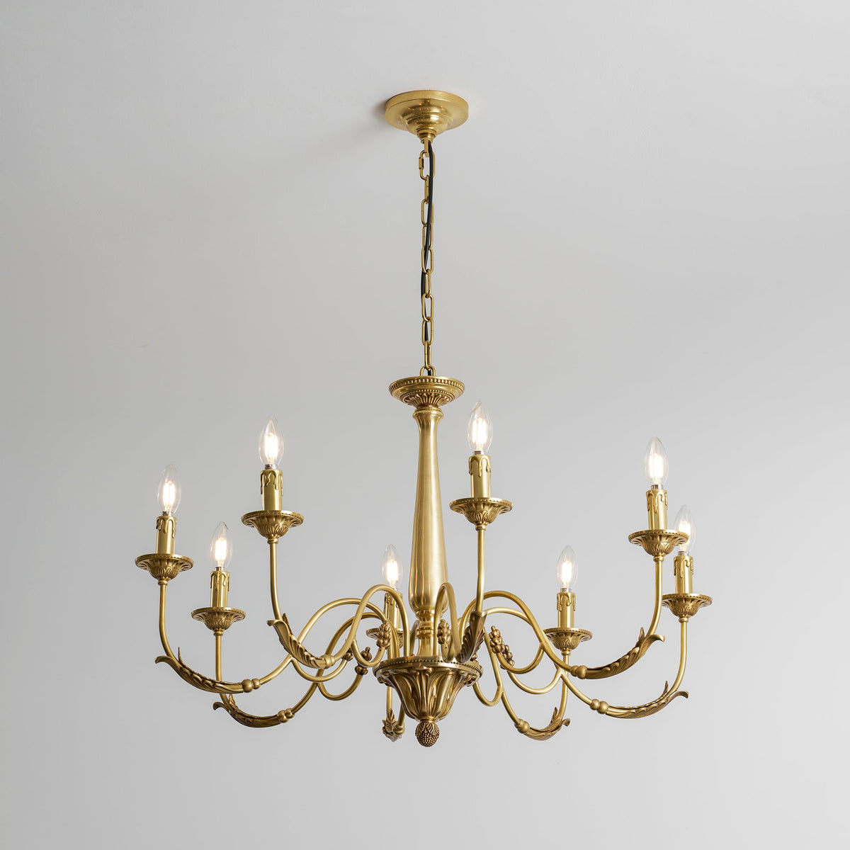 Candelabro in Ottone Winchester
