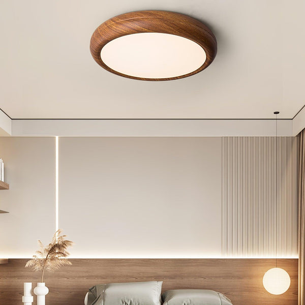 Lampada da soffitto rotonda con venature in legno
