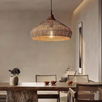 Lampada a sospensione in rattan intrecciato