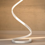 Lampada da Terra LED Scultorea – Lampada di Design a Spirale Moderna