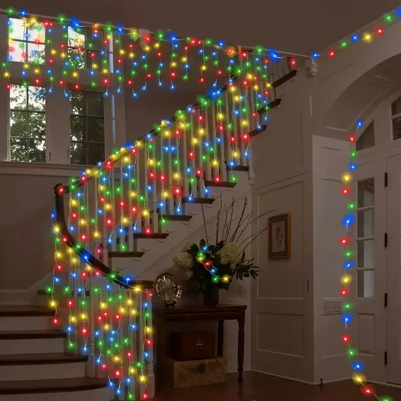 Illuminazione Natalizia a LED con Ghiaccioli e Cielo Stellato – Tenda di Luce per Esterni