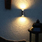 Lampada a LED da esterno Noxel montata a parete curva