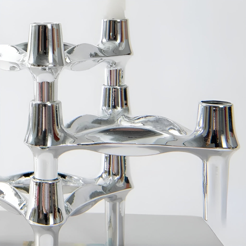 Portacandele astratto in design molecolare – Decorazione moderna in metallo per spazi abitativi eleganti