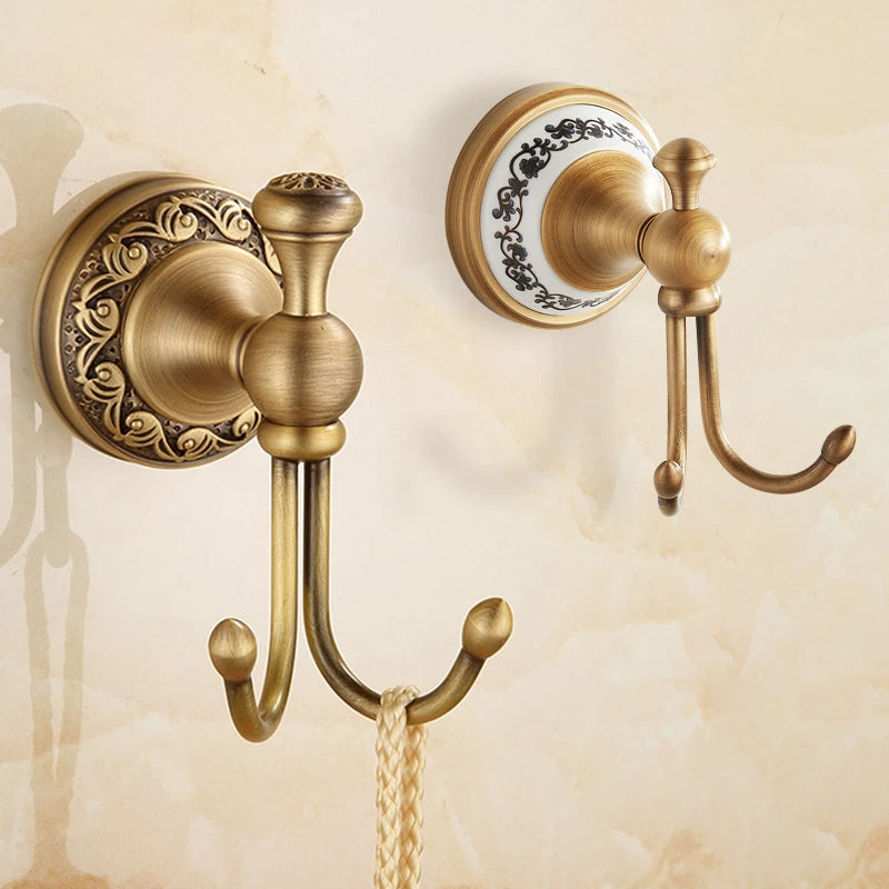 Gancio Doppio in Ottone Antico per Bagno Longhorn per Accappatoio e Asciugamano