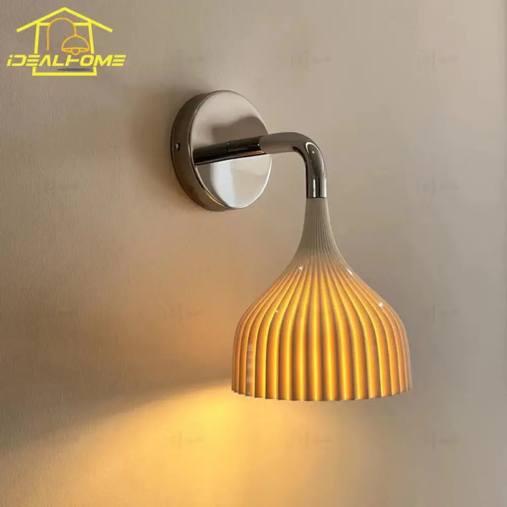 Applique murale design elegante luminoso contemporaneo.